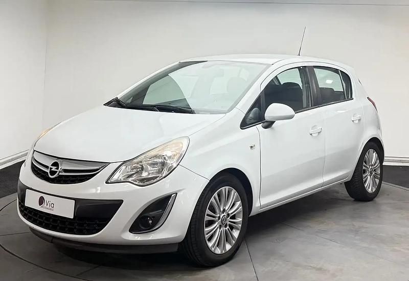 Blanc Occasion 2013 Opel Corsa Berline | 4 790 € - Image 1/4