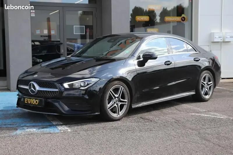 Noir Utilisé 2020 Mercedes CLA200 AMG line Coupé | 23 990 € (Super prix) - Image 1/4