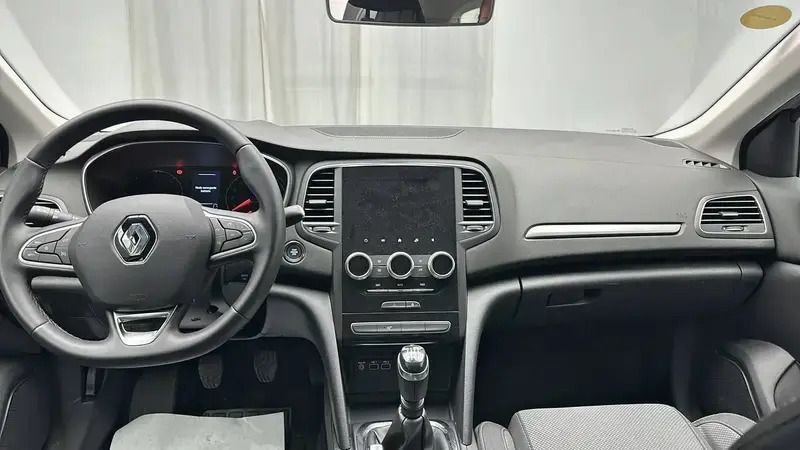 Image 3/4