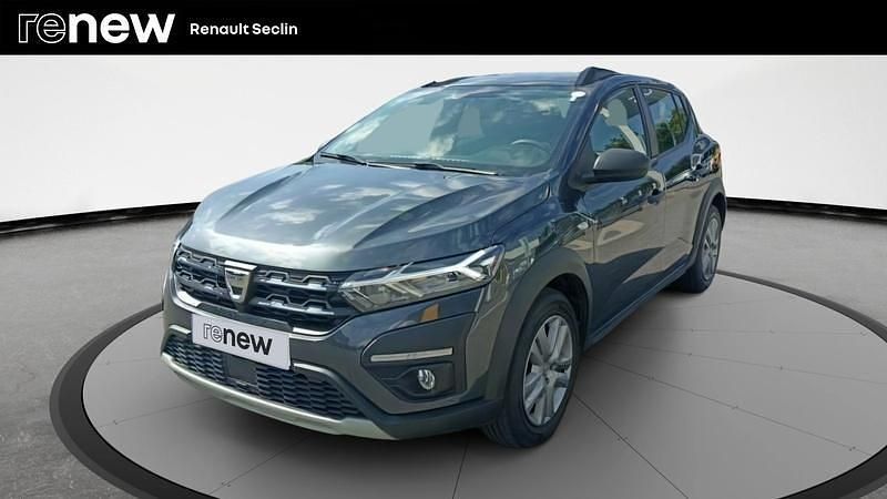 Gris Utilisé 2022 Dacia Sandero Essentiel Citadine | 12 999 € (Bon prix) - Image 1/4