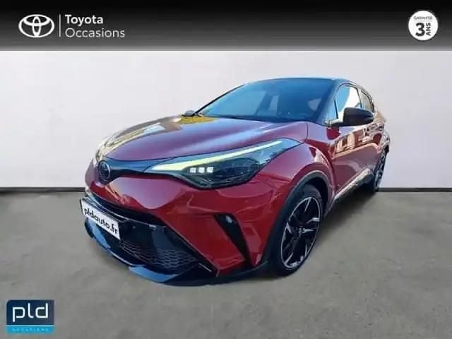 Rouge intense biton Occasion 2022 Toyota C-HR Sport SUV | 24 490 € (Prix juste) - Image 1/4