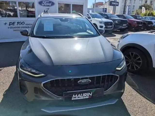 Gris magnetic métallisé premium Utilisé 2022 Ford Focus Active Berline | 24 990 € (Prix cher) - Image 1/4