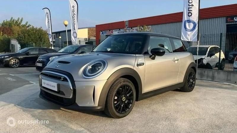 Gris Utilisé 2023 Mini Cooper SE Essential Citadine | 22 900 € (Prix juste) - Image 1/4