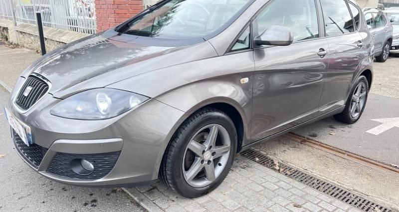 Occasion 2014 Seat Altea Ecomotive Monospace | 5 200 € - Image 1/4