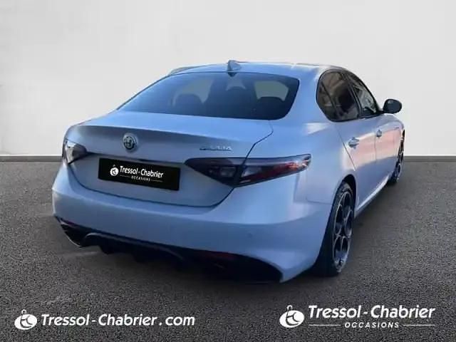 Occasion Alfa Romeo Giulia Competizione 160 ch (117 kW) 2023 Gris clair Berline