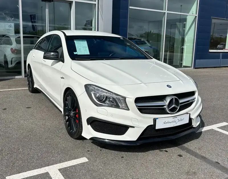 Blanc Utilisé 2015 Mercedes CLA45 AMG Shooting Brake AMG Break | 26 990 € - Image 1/4