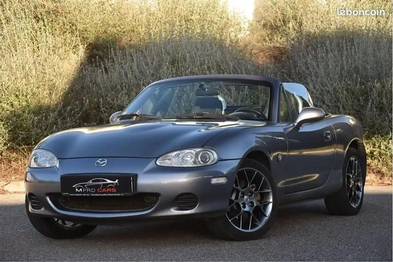 Gris Occasion 2004 Mazda MX5 Cabriolet | 4 990 € - Image 1/4
