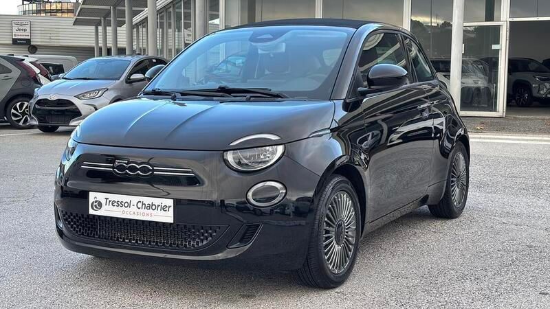 Noir Utilisé 2022 Fiat 500e Cabriolet | 14 539 € (Bon prix) - Image 1/3