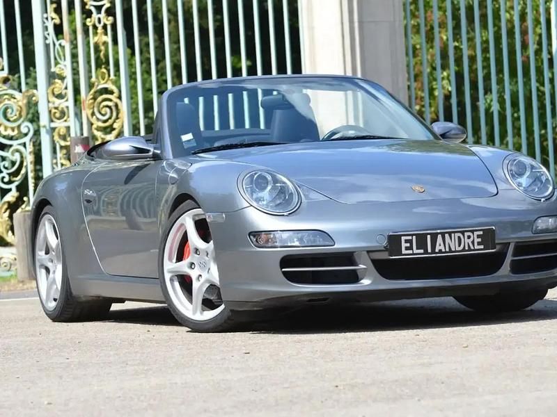 Gris Utilisé 2005 Porsche 911 Carrera S Cabriolet Cabriolet | 49 990 € - Image 1/4