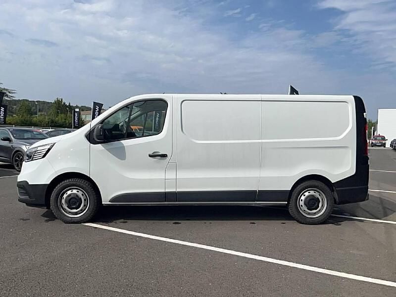 Blanc Utilisé 2022 Renault Trafic Van | 22 990 € (Prix assez cher) - Image 1/4