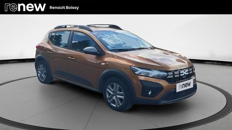 Orange Occasion 2023 Dacia Sandero Expression Citadine | 14 300 € (Prix juste) - Image 1/4