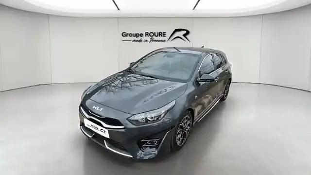 Gris Occasion 2022 Kia Ceed Citadine | 18 990 € (Bon prix) - Image 1/4