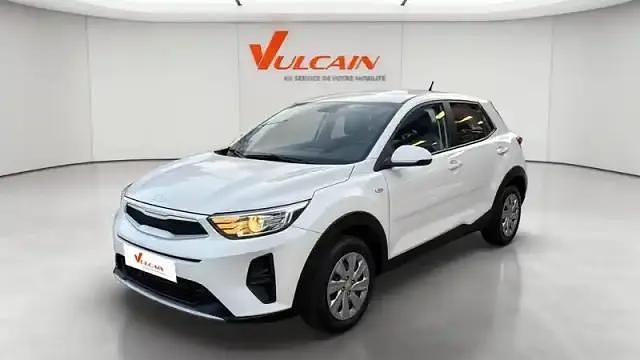 Blanc Occasion 2023 Kia Stonic Motion SUV | 15 990 € (Prix juste) - Image 1/4