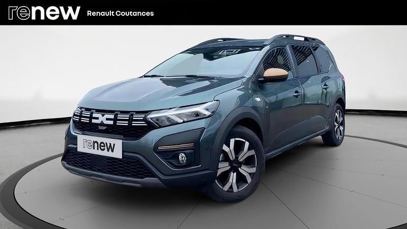Vert Utilisé 2024 Dacia Jogger Extreme Monospace | 22 990 € (Prix assez cher) - Image 1/4