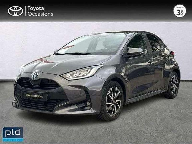 Utilisé 2024 Toyota Yaris Hybrid Design Berline | 21 990 € (Prix juste) - Image 1/1