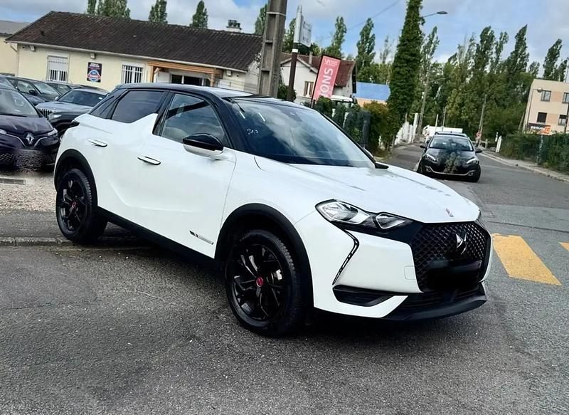 Blanc Utilisé 2022 DS Automobiles DS3 Crossback Performance SUV | 14 990 € (Super prix) - Image 1/4