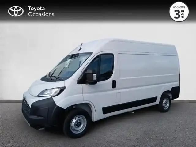 Blanc Nouvelle 2025 Toyota Proace Van | 28 900 € (Super prix) - Image 1/4