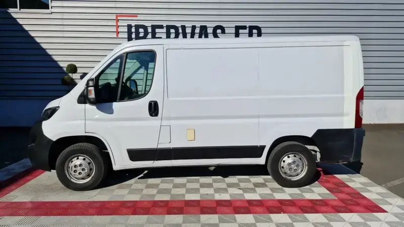 Blanc Utilisé 2022 Peugeot Boxer Premium Van | 18 999 € (Bon prix) - Image 1/4