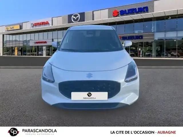 Occasion Suzuki Swift 83 ch (61 kW) 2024 Pure white pearl métallisé Berline