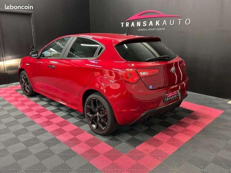 Occasion Alfa Romeo Giulietta Sprint 121 ch (88 kW) 2021 Rouge Berline