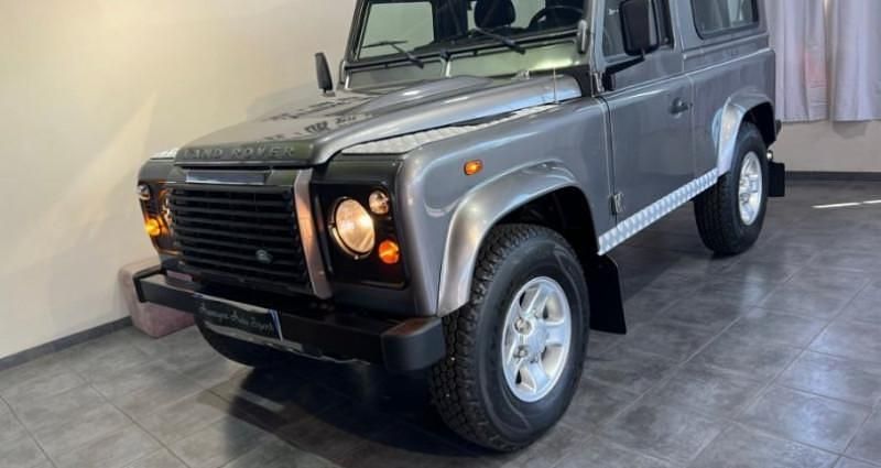 Occasion Land Rover Defender SE 122 ch (89 kW) 2010 Gris fonce SUV