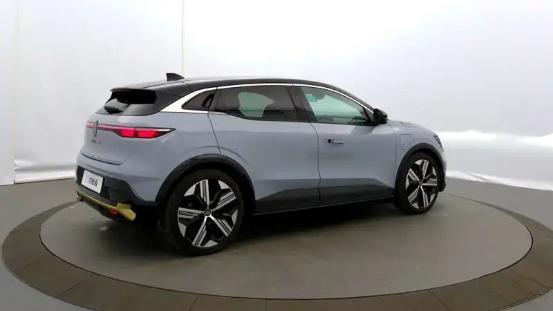 Image 2/4