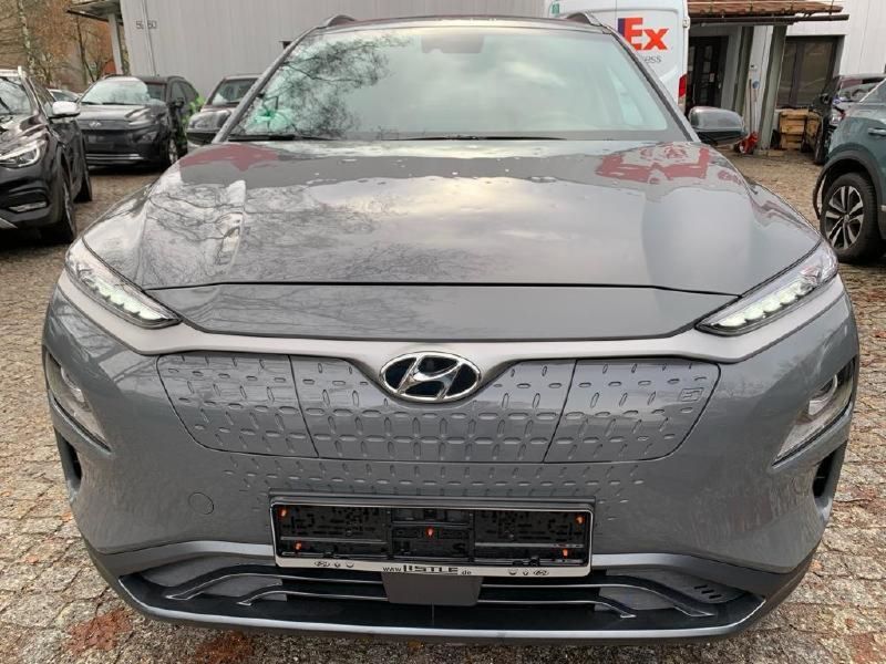 Blanc Utilisé 2020 Hyundai Kona Advantage SUV | 13 000 € - Image 1/1
