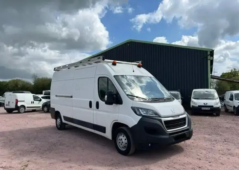 Utilisé 2019 Peugeot Boxer Van | 15 000 € (Prix cher) - Image 1/4