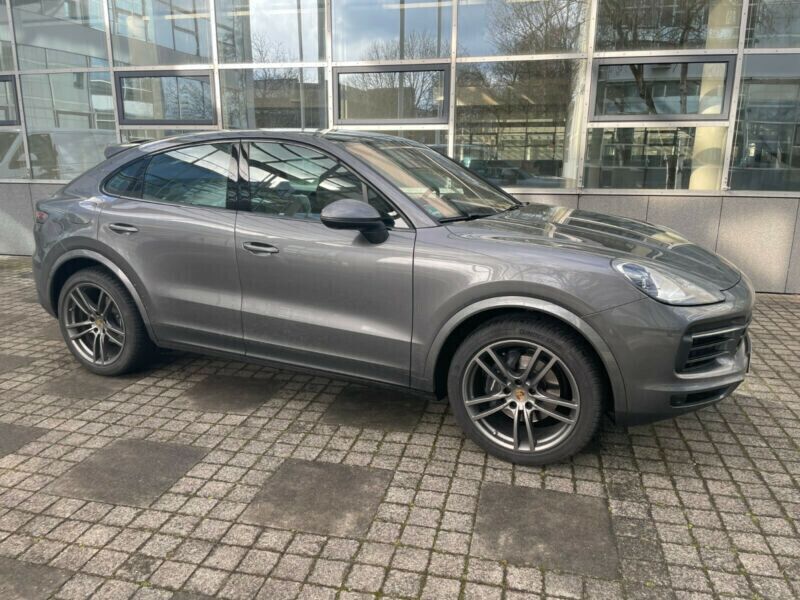 Gris Utilisé 2021 Porsche Cayenne SUV | 110 000 € - Image 1/4
