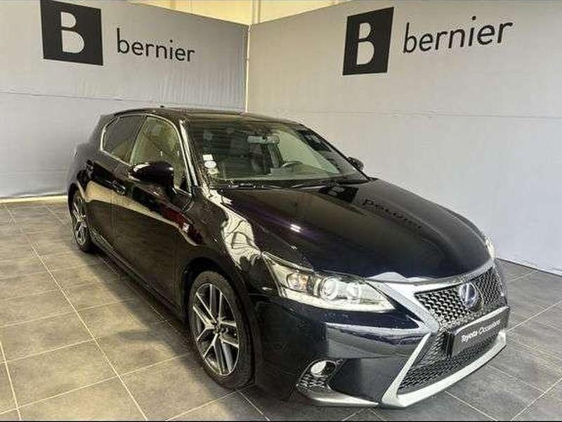 Utilisé 2015 Lexus CT200h Sport Line Berline | 17 980 € - Image 1/1