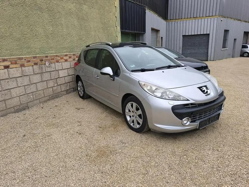 Utilisé 2008 Peugeot 207 Outdoor Premium Outdoor Break | 3 600 € - Image 1/4