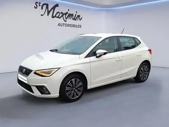 Blanc Utilisé 2024 Seat Ibiza Berline | 16 900 € (Prix juste) - Image 1/4