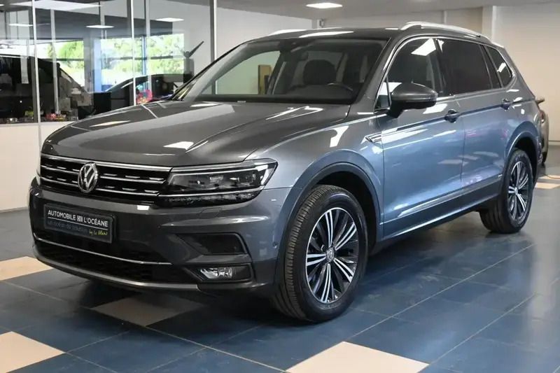 Gris Utilisé 2019 VW Tiguan Allspace Exclusive SUV | 26 996 € (Prix juste) - Image 1/4