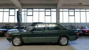 Vert Utilisé 1989 Mercedes 190 Berline | 6 950 € - Image 1/4