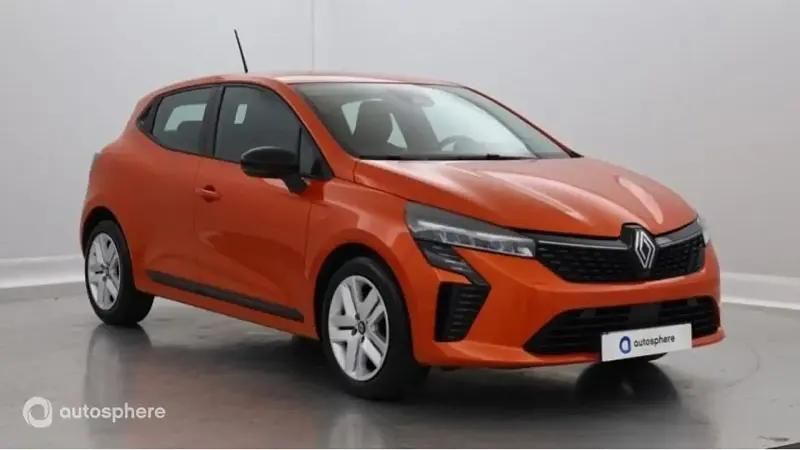 Orange Utilisé 2024 Renault Clio V Evolution Berline | 18 299 € (Prix juste) - Image 1/4