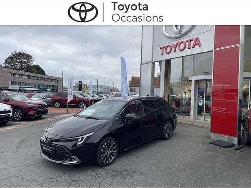 Utilisé 2024 Toyota Corolla Design | 28 480 € (Prix juste) - Image 1/1