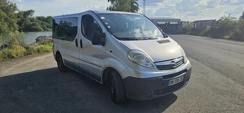 Utilisé 2014 Opel Vivaro Van | 9 000 € (Super prix) - Image 1/4