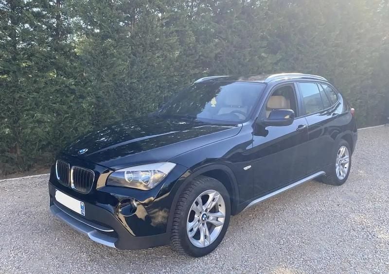 Noir Utilisé 2012 BMW X1 Sport Line SUV | 11 900 € (Prix juste) - Image 1/4