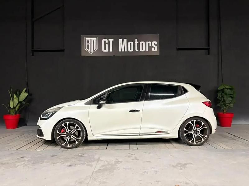 Occasion Renault Clio IV Trophy 223 ch (164 kW) 2015 Blanc Berline