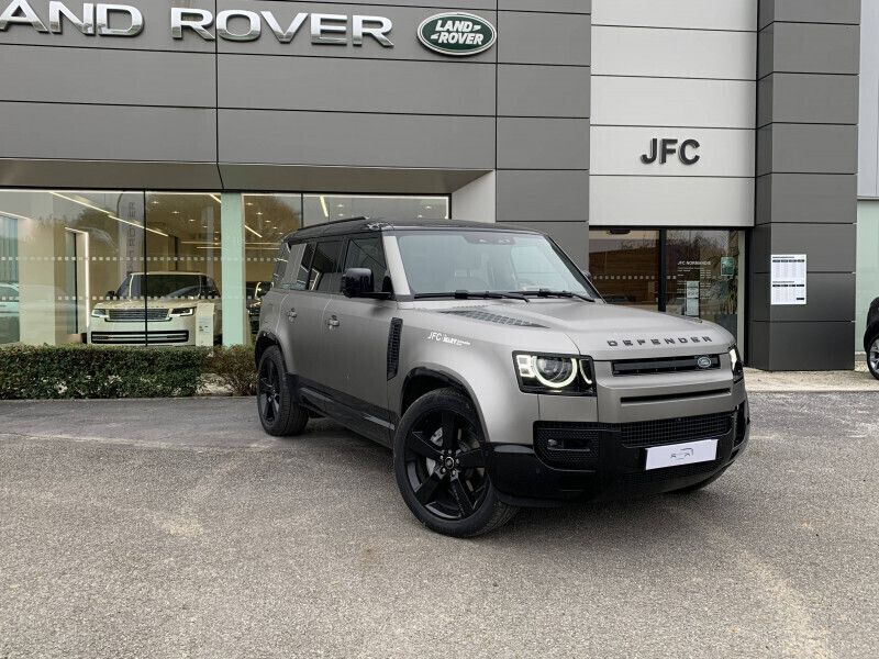 Utilisé 2024 Land Rover Defender Dynamic SUV | 114 990 € - Image 1/4