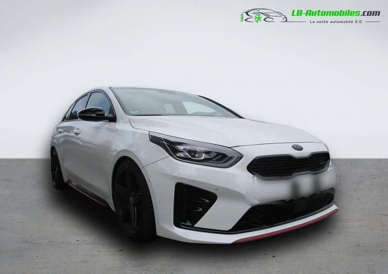 Utilisé 2019 Kia ProCeed 2 Citadine | 27 100 € (Prix juste) - Image 1/4