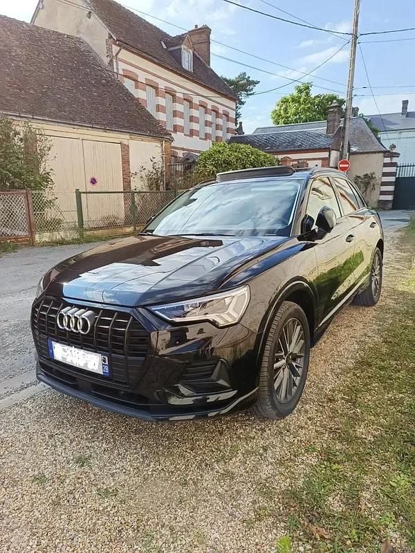 Occasion 2023 Audi Q3 Design SUV | 41 000 € (Prix assez cher) - Image 1/4
