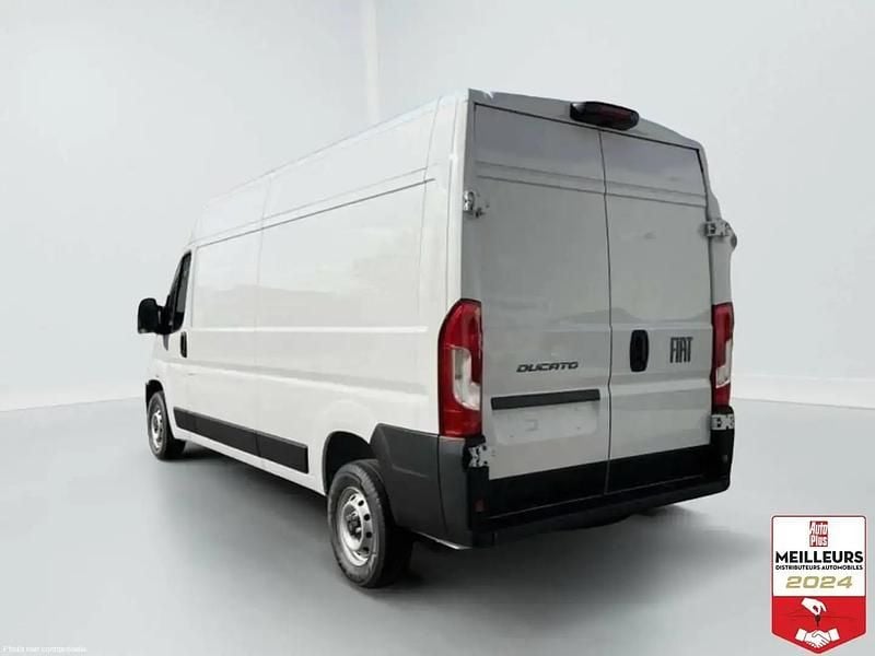 Blanc Nouvelle 2024 Fiat Ducato S Van | 40 558 € (Bon prix) - Image 1/4