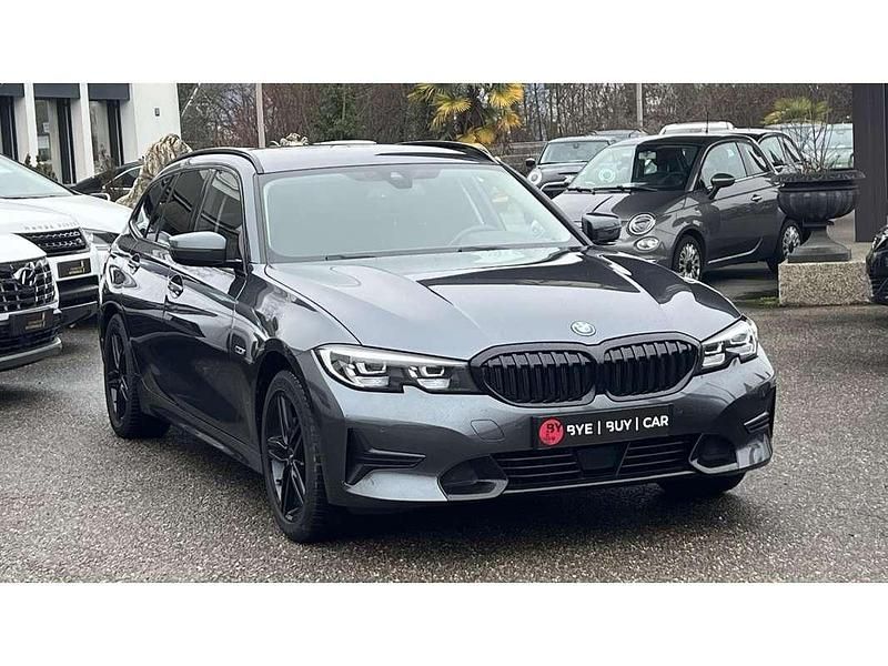 Occasion BMW 330e Sport Line 184 ch (135 kW) 2022 Gris Break
