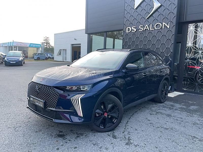 Utilisé 2024 DS Automobiles DS7 Crossback Performance Line Plus SUV | 32 990 € (Prix juste) - Image 1/4