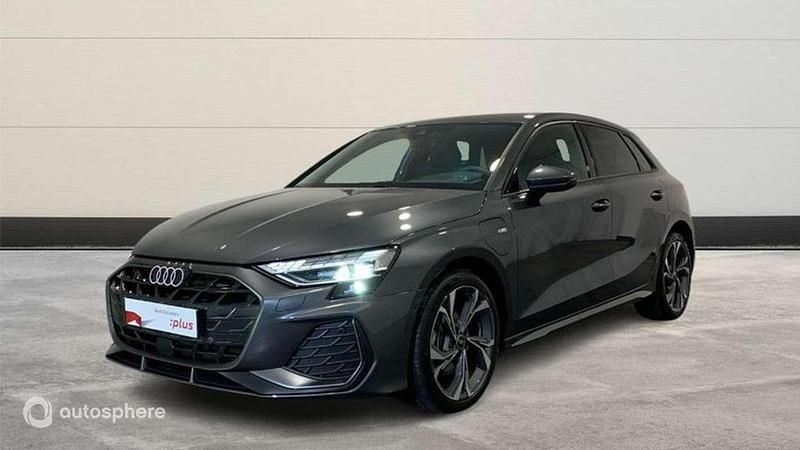 Nouvelle Audi A3 S-Line 152 ch (111 kW) 2025 Berline