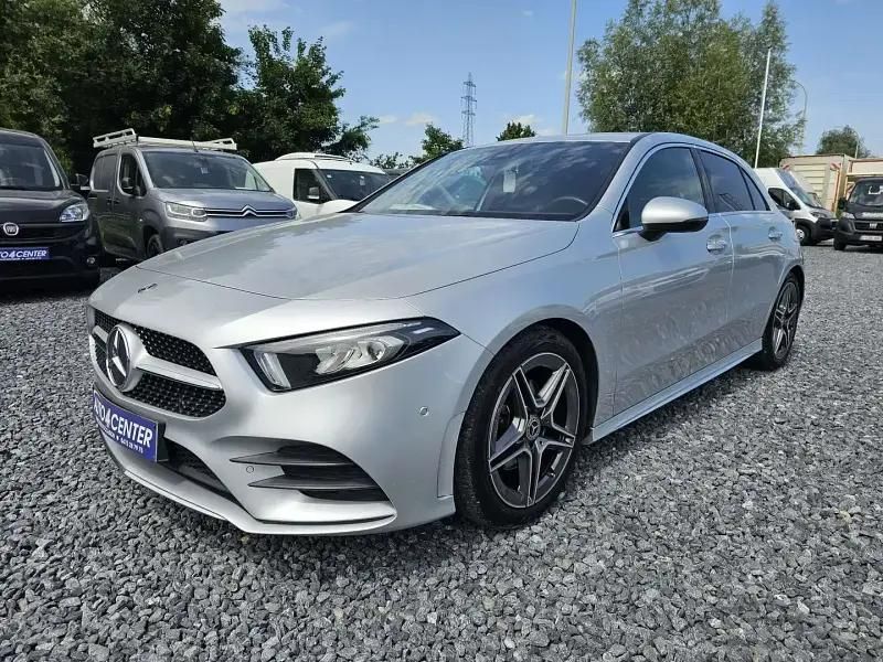 Gris Utilisé 2019 Mercedes A180 AMG Berline | 23 990 € (Bon prix) - Image 1/4