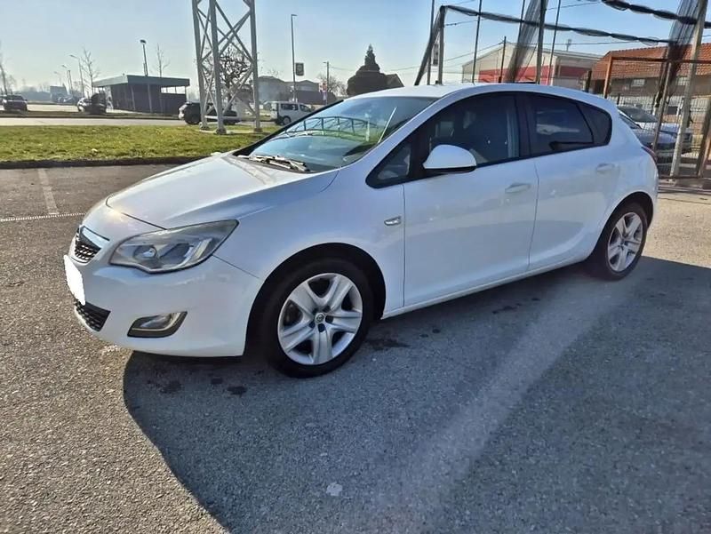 Occasion 2002 Opel Astra Berline | 2 615 € - Image 1/4