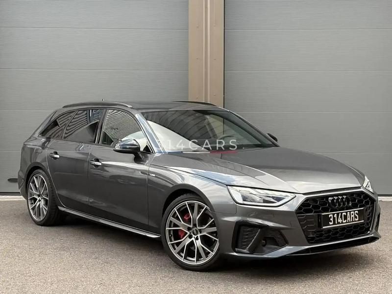 Gris Utilisé 2024 Audi A4 Competition Break | 47 990 € (Super prix) - Image 1/4