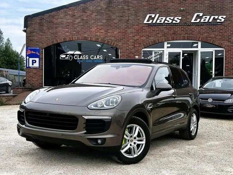 Brun Utilisé 2015 Porsche Cayenne Chrono SUV | 29 990 € (Bon prix) - Image 1/4